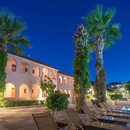 Hotel Papillon 3*